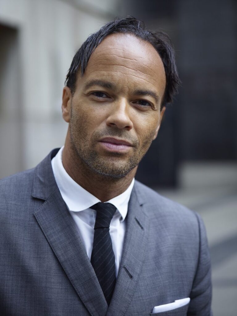 Porträtt av Kelly Tainton